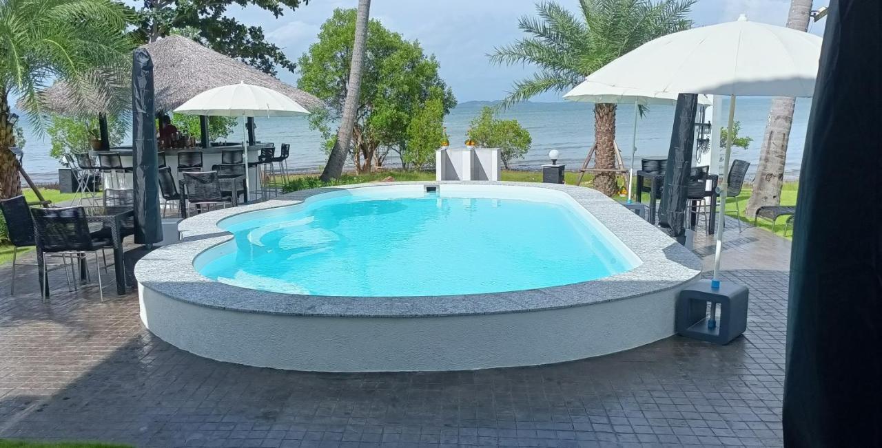 Ganze Villa Beachfront-Pool-Villa-Apartment Koh Chang Esterno foto